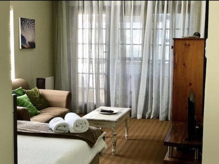 To Let 1 Bedroom Property for Rent in Cape Town City Centre Western Cape